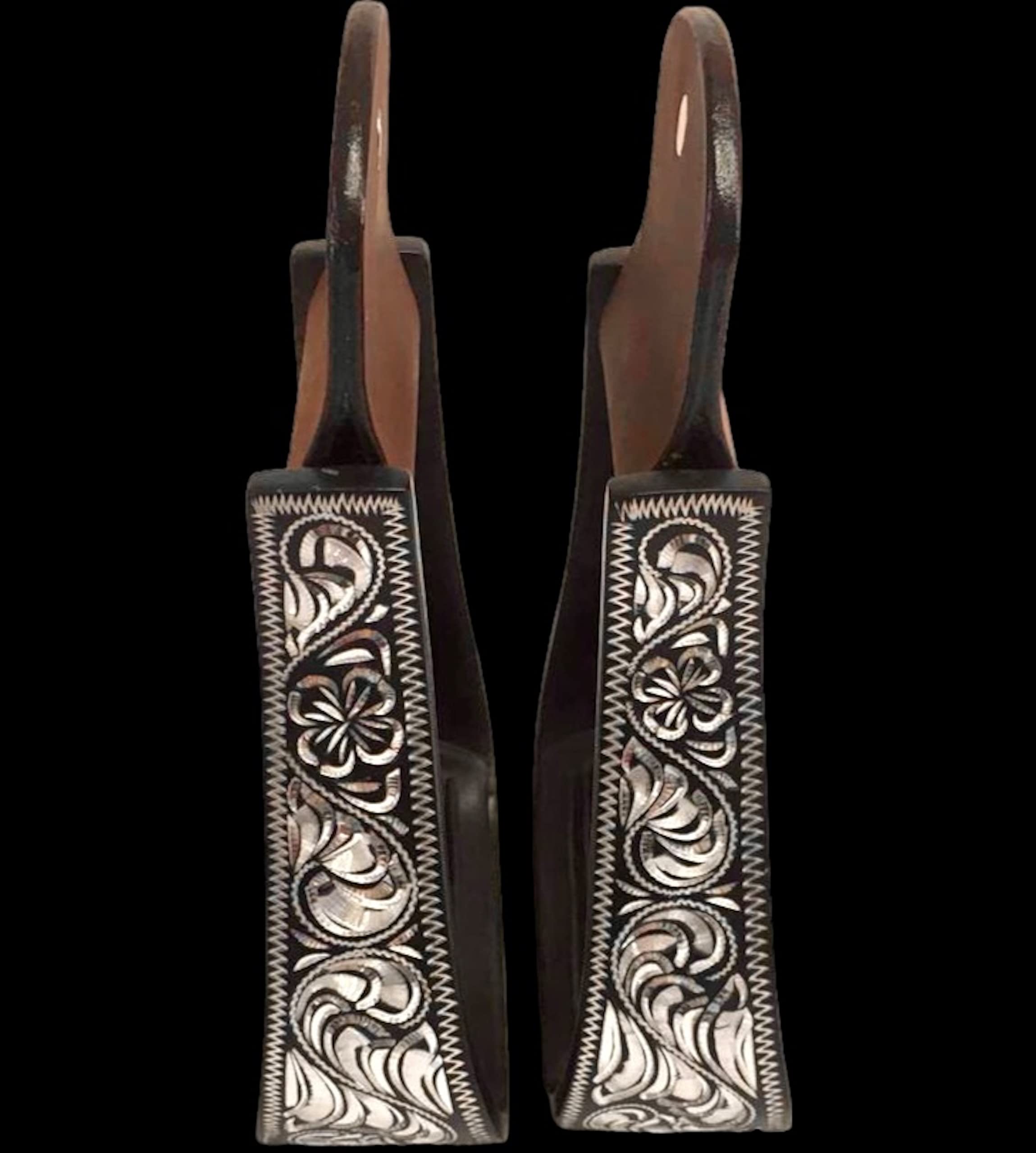 Majestic Ally Western Horse Aluminum Black Engraved Stirrups- Adults - Image 5